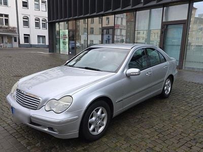 Gebraucht Mercedes C180 143 PS (105 kW) 2004 Silber Limousine