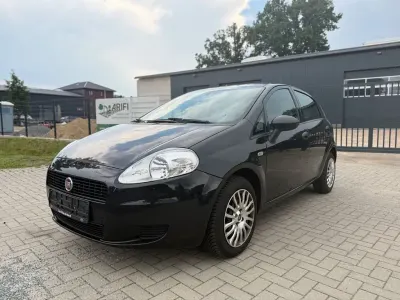 Gebraucht Fiat Punto 69 PS (50 kW) 2013 Schwarz Kleinwagen