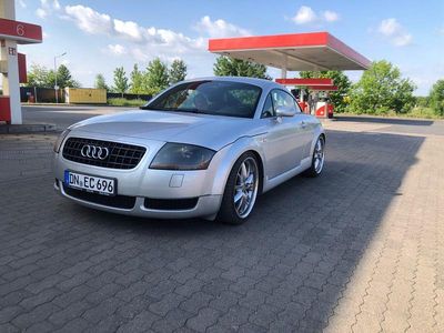 Silber Gebraucht 2000 Audi TT Sport Coupé | 4.900 € (Etwas zu teuer)