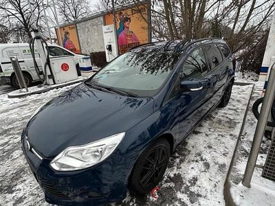 Second-hand Ford Focus 125 CP (91 kW) 2012 Albastru Break