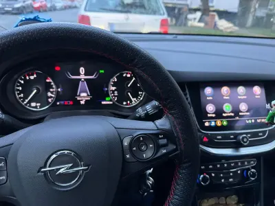 Usata Opel Astra Sport 122 CV (89 kW) 2020 Nero Station wagon