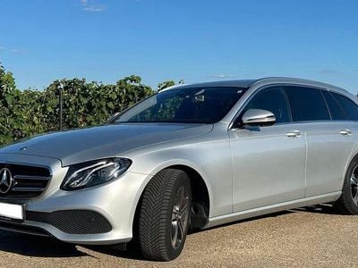 Mercedes E200