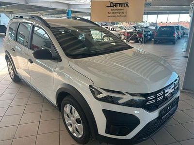 Gebraucht Dacia Jogger Essentiel 101 PS (74 kW) 2025 Weiß Van / Kleinbus
