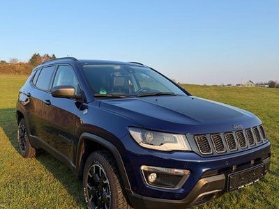 Gebraucht Jeep Compass Trailhawk 179 PS (131 kW) 2020 Blau SUV