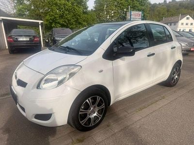Brugt Toyota Yaris Cool 69 HK (50 kW) 2010 Hvid Hatchback