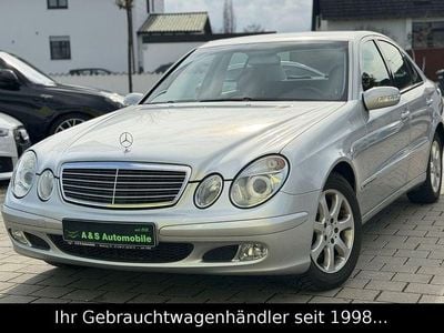 Gebraucht Mercedes E220 150 PS (110 kW) 2002 Silber Limousine