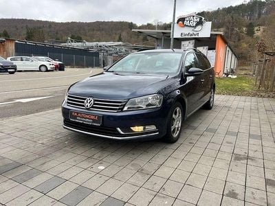 Gebraucht VW Passat Comfortline 140 PS (102 kW) 2014 Blau Kombi