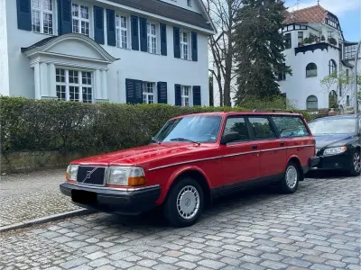 Gebraucht Volvo 245 116 PS (85 kW) 1993 Rot Kombi