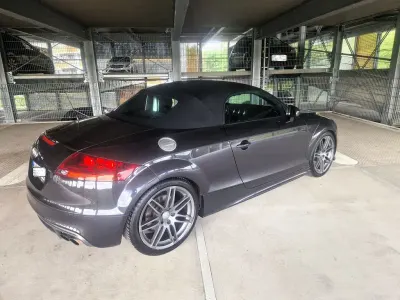 Używany Audi TT Roadster Comfort 272 KM (200 kW) 2012 Czarny Kabriolet
