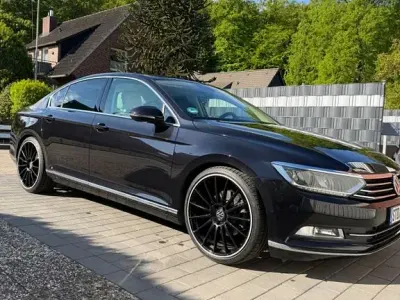 Gebraucht VW Passat Highline 150 PS (110 kW) 2015 Schwarz Limousine