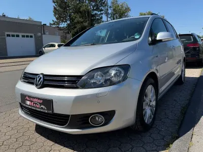Używany VW Golf VII Life 105 KM (77 kW) 2013 Srebrny Sedan/Limuzyna