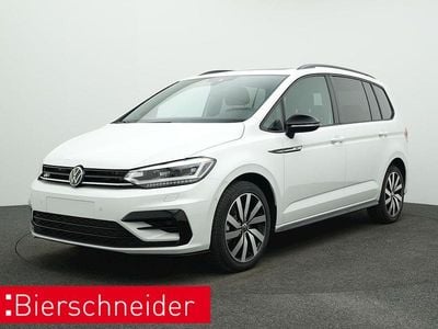 Gebraucht VW Touran Style 150 PS (110 kW) 2025 Weiss Van / Kleinbus