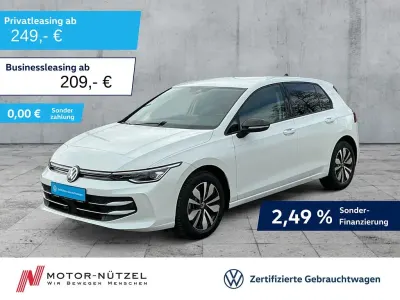 Gebraucht VW Golf VIII Goal 150 PS (110 kW) 2025 Oryxweiß perlmutteffekt Limousine