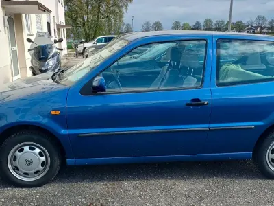 Gebraucht VW Polo 50 PS (36 kW) 1999 Blau Kleinwagen