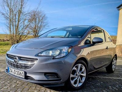 Gebraucht Opel Corsa Edition 101 PS (74 kW) 2015 Grau Kleinwagen