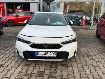 Gebraucht Honda Civic Advance 184 PS (135 kW) 2025 Weiß Limousine