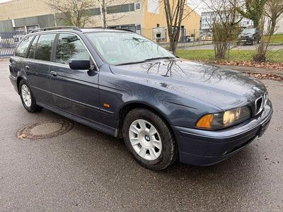 Gebraucht BMW 520 Exclusive 170 PS (125 kW) 2003 Blau Kombi