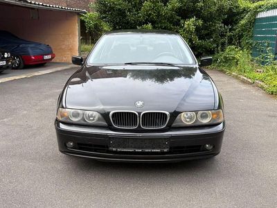 BMW 525