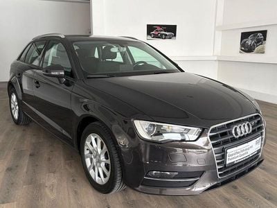 Gebraucht Audi A3 Attraction 110 PS (80 kW) 2015 Braun Limousine
