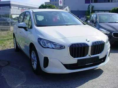 Gebraucht BMW 218 Gran Coupé Sport Line 136 PS (100 kW) 2023 Alpinweiss iii Coupé