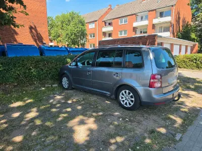 Gebraucht VW Touran 140 PS (102 kW) 2007 Silber Van / Kleinbus