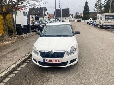 Gebraucht Skoda Fabia Ambiente 86 PS (63 kW) 2011 Weiß Kleinwagen