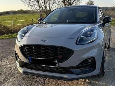 Begagnad Ford Puma Performance Edition 200 HK (147 kW) 2024 Grå SUV