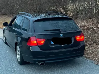 Gebraucht BMW 320 163 PS (119 kW) 2010 Schwarz Kombi