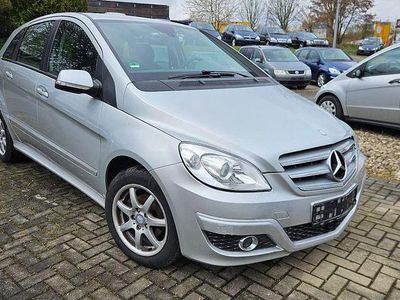 Usata Mercedes B170 116 CV (85 kW) 2008 Argento Monovolume
