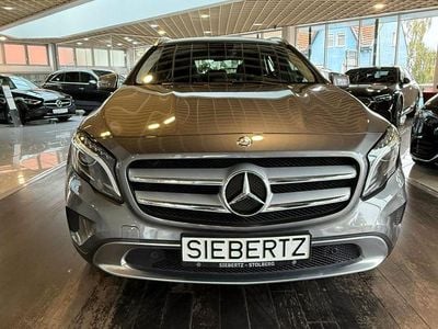 Mercedes GLA220