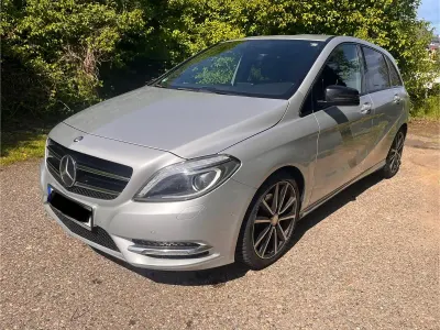 Brugt Mercedes B180 Style 122 HK (89 kW) 2014 Sølv MPV
