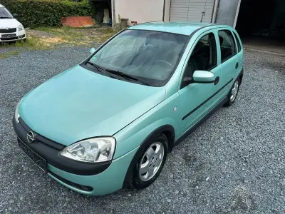 Gebraucht Opel Corsa Comfort 75 PS (55 kW) 2002 Grün Kleinwagen