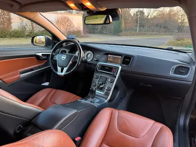 Używany Volvo V60 215 KM (158 kW) 2012 Kombi