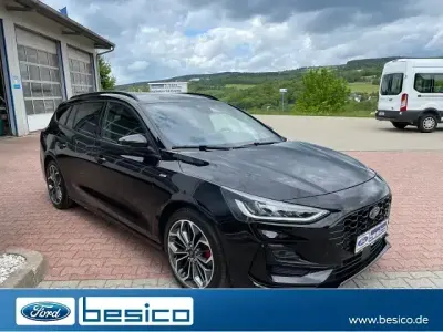 Gebraucht Ford Focus ST-Line 155 PS (114 kW) 2022 Schwarz Kombi