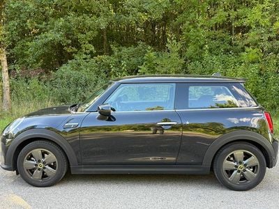 Gebraucht Mini Cooper SE 135 kW (184 PS) 2023 Schwarz Kleinwagen