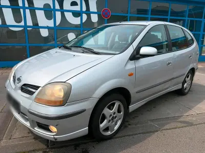 Gebraucht Nissan Almera Tino 136 PS (100 kW) 2003 Grau Van / Kleinbus