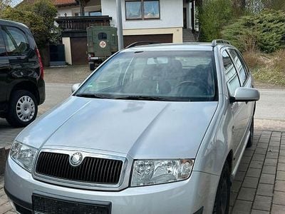 Second-hand Skoda Fabia Elegance 75 CP (55 kW) 2003 Argintiu Break