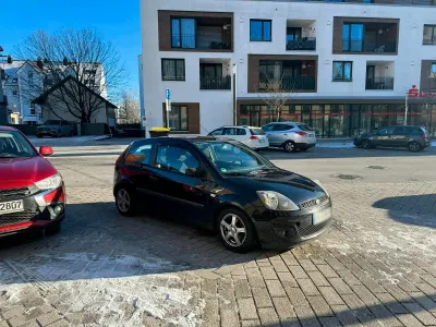 Gebraucht Ford Fiesta 51 PS (37 kW) 2007 Schwarz Kleinwagen