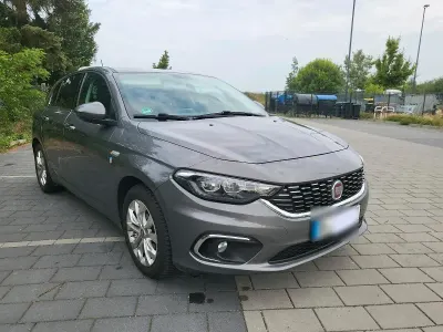 Gebraucht Fiat Tipo 120 PS (88 kW) 2019 Grau Kleinwagen