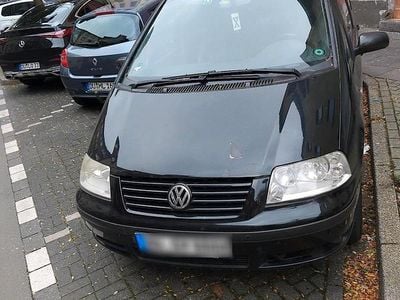 VW Sharan