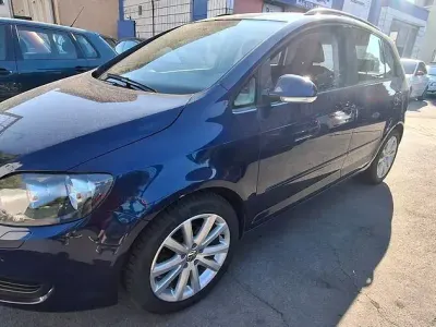 Gebraucht VW Golf Plus Cross Comfortline 105 PS (77 kW) 2010 Blau Limousine