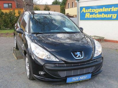 Gebraucht Peugeot 206 73 PS (53 kW) 2012 Schwarz Kleinwagen