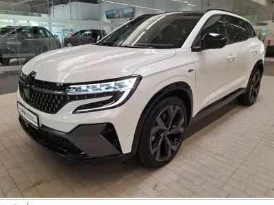Usata Renault Austral Iconic Esprit Alpine 200 CV (147 kW) 2023 Bianco SUV