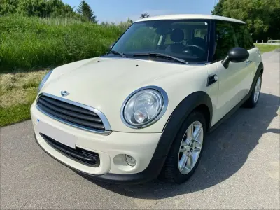 Gebraucht Mini ONE 98 PS (72 kW) 2011 Weiß Kleinwagen