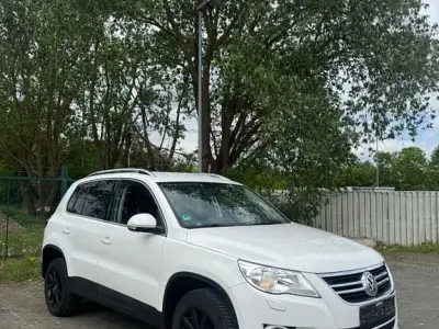 Używany VW Tiguan Sportline 150 KM (110 kW) 2008 Biały SUV