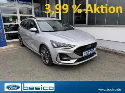 Gebraucht Ford Focus ST-Line 125 PS (91 kW) 2023 Polarsilber metallic Kombi
