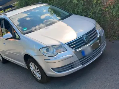 Gebraucht VW Touran 102 PS (75 kW) 2009 Silber Van / Kleinbus