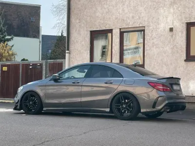 Gebraucht Mercedes CLA250 AMG line 211 PS (155 kW) 2018 Grau Coupé