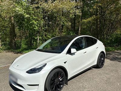 Second-hand Tesla Model Y Performance 392 kW (534 CP) 2022 Alb SUV