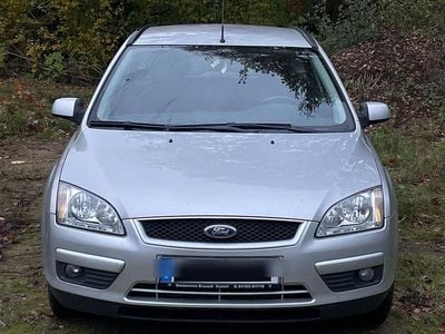 Silber Gebraucht 2007 Ford Focus Kombi | 2.499 € (Fairer Preis)